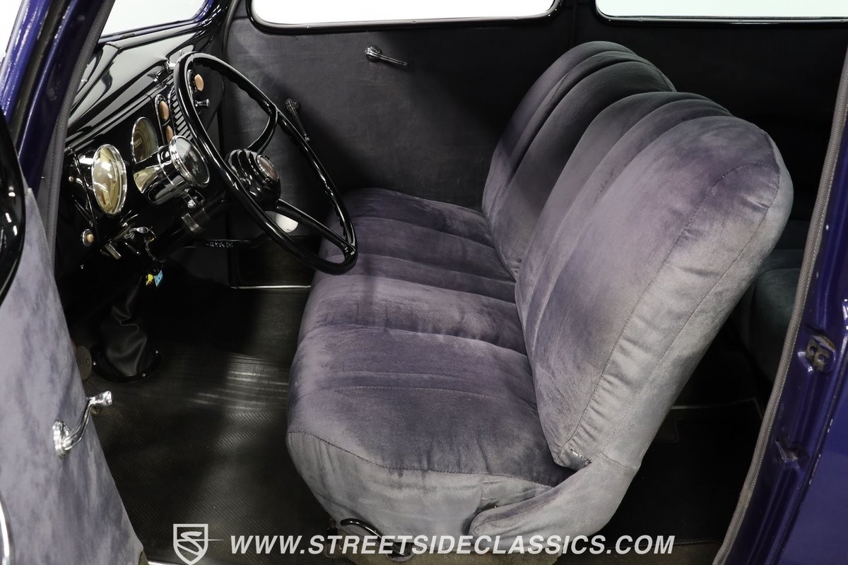 Ford-Tudor-1938-Sedan-35