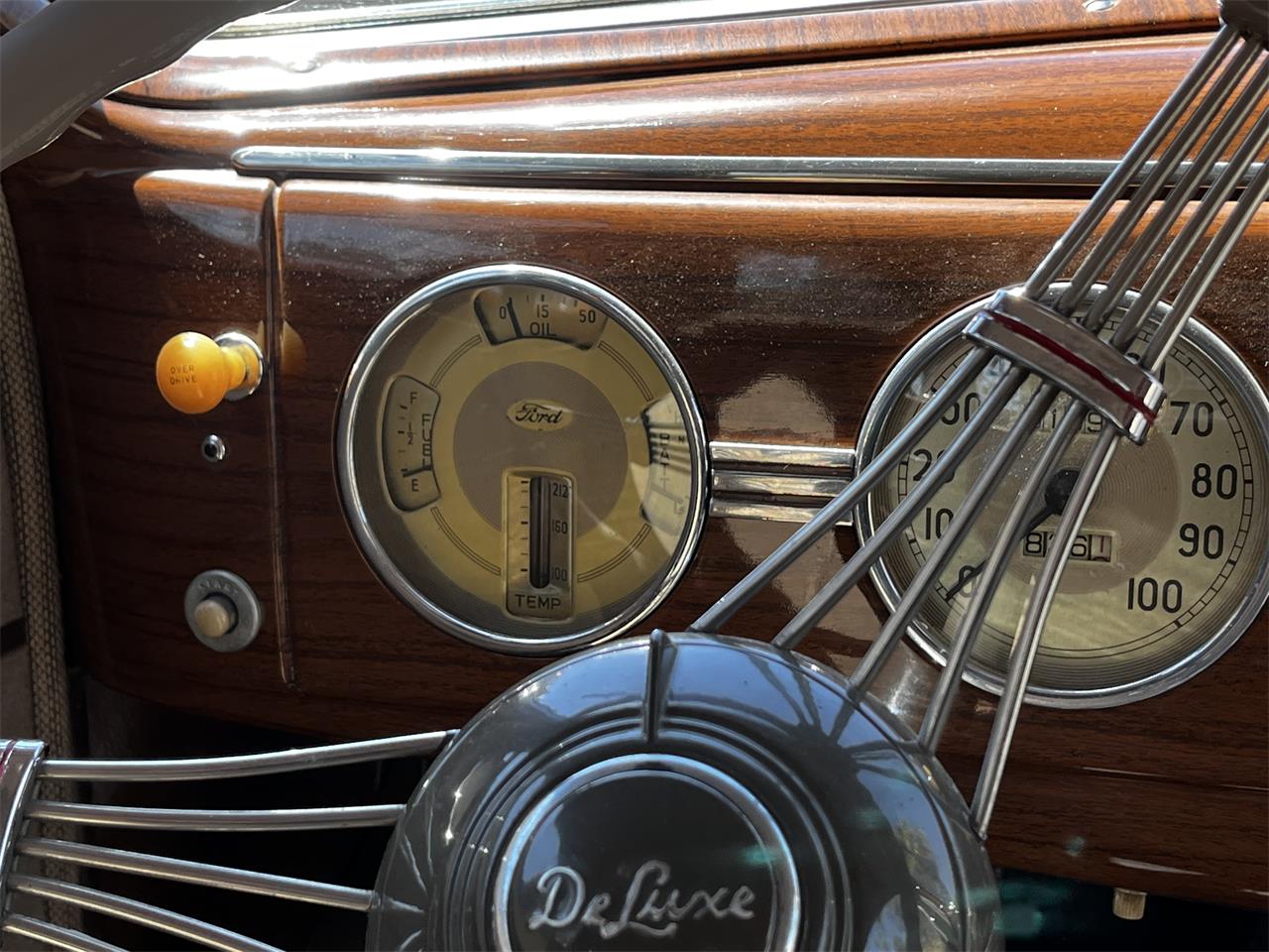 Ford-Tudor-1939-Dartmouth-Green-Tan-16