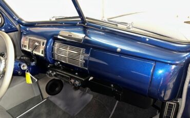 Ford-Tudor-1940-Blue-TanGray-15