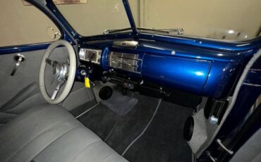 Ford-Tudor-1940-Blue-TanGray-17