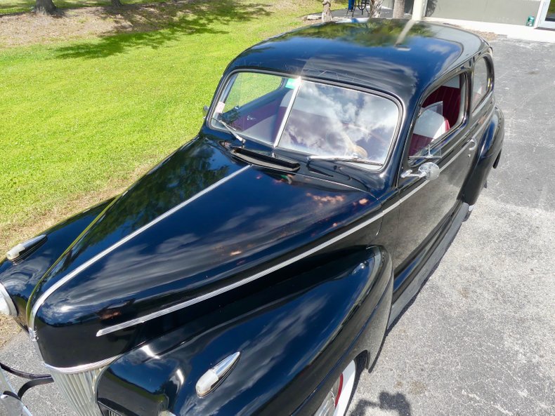 Ford-Tudor-1941-Black-Red-ampamp-White-39