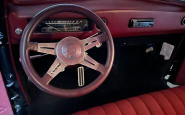 Ford-Tudor-1946-Black-Red-8