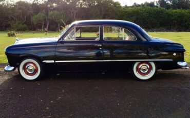 Ford-Tudor-1949-Black-Gray-1