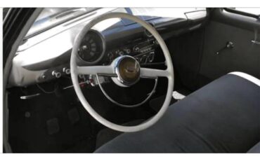 Ford-Tudor-1949-Black-Gray-12