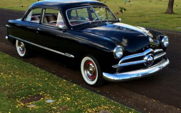 Ford-Tudor-1949-Black-Gray-6