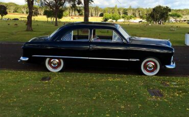 Ford-Tudor-1949-Black-Gray-7