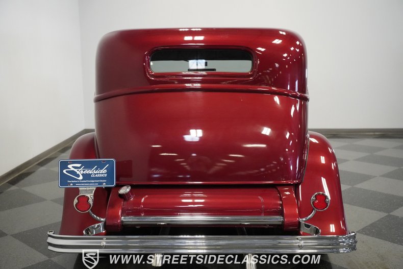 Ford-Victoria-1932-Burgundy-Dark-Gray-29
