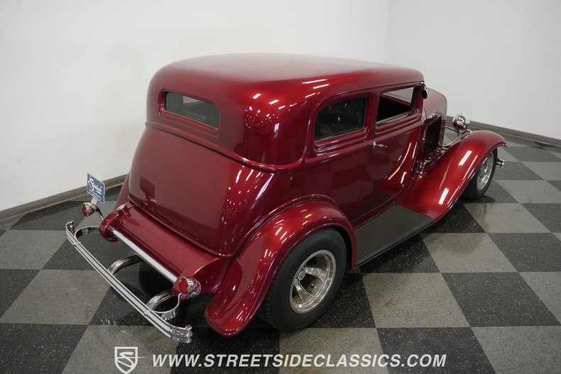 Ford-Victoria-1932-Burgundy-Dark-Gray-32