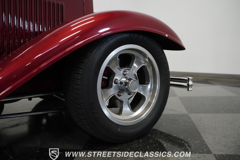 Ford-Victoria-1932-Burgundy-Dark-Gray-37