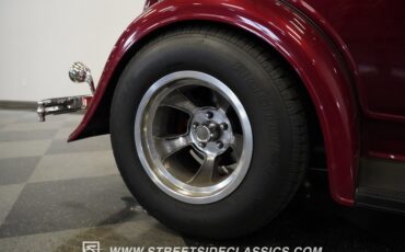 Ford-Victoria-1932-Burgundy-Dark-Gray-41