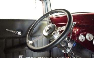 Ford-Victoria-1932-Burgundy-Dark-Gray-45