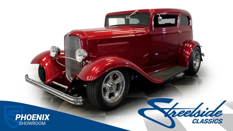 Ford-Victoria-1932-Burgundy-Dark-Gray-7