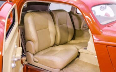 Ford-Victoria-1933-Tangerine-Orange-Doe-Skin-Tan-13