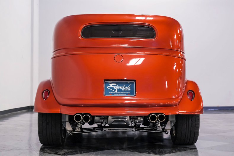 Ford-Victoria-1933-Tangerine-Orange-Doe-Skin-Tan-15