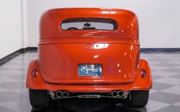 Ford-Victoria-1933-Tangerine-Orange-Doe-Skin-Tan-19