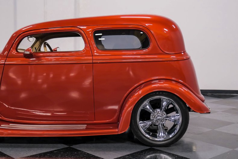 Ford-Victoria-1933-Tangerine-Orange-Doe-Skin-Tan-29
