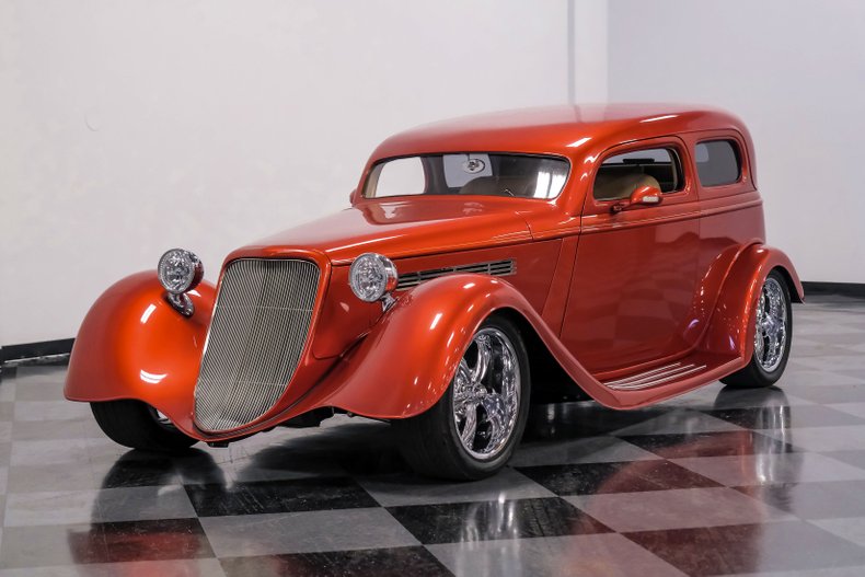 Ford-Victoria-1933-Tangerine-Orange-Doe-Skin-Tan-3