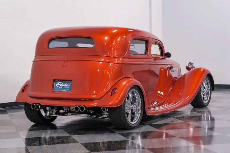 Ford-Victoria-1933-Tangerine-Orange-Doe-Skin-Tan-30