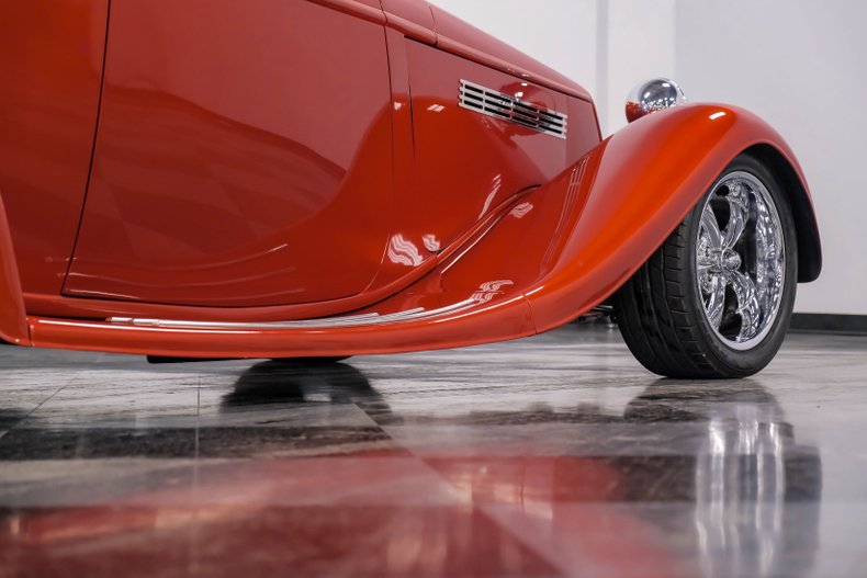 Ford-Victoria-1933-Tangerine-Orange-Doe-Skin-Tan-32