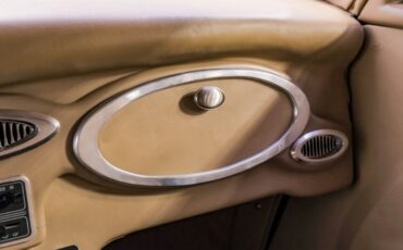 Ford-Victoria-1933-Tangerine-Orange-Doe-Skin-Tan-43