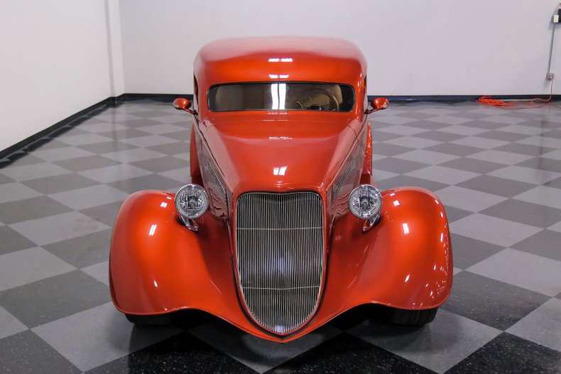 Ford-Victoria-1933-Tangerine-Orange-Doe-Skin-Tan-6