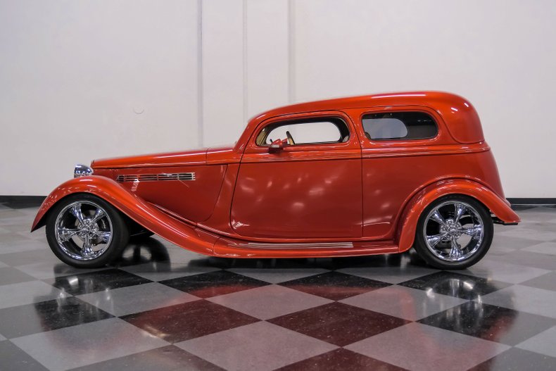 Ford-Victoria-1933-Tangerine-Orange-Doe-Skin-Tan