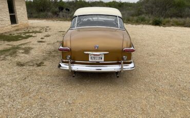 Ford-Victoria-1951-GoldBronze-Beige-1