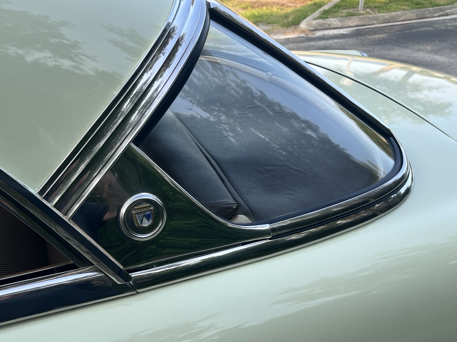 Ford-Victoria-1952-19