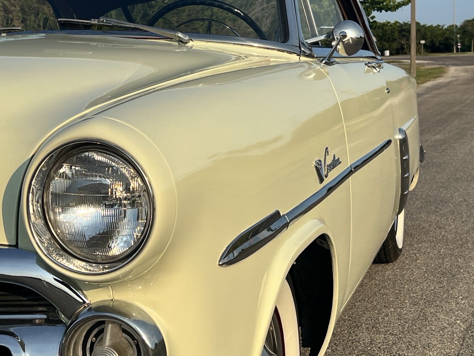 Ford-Victoria-1952-7