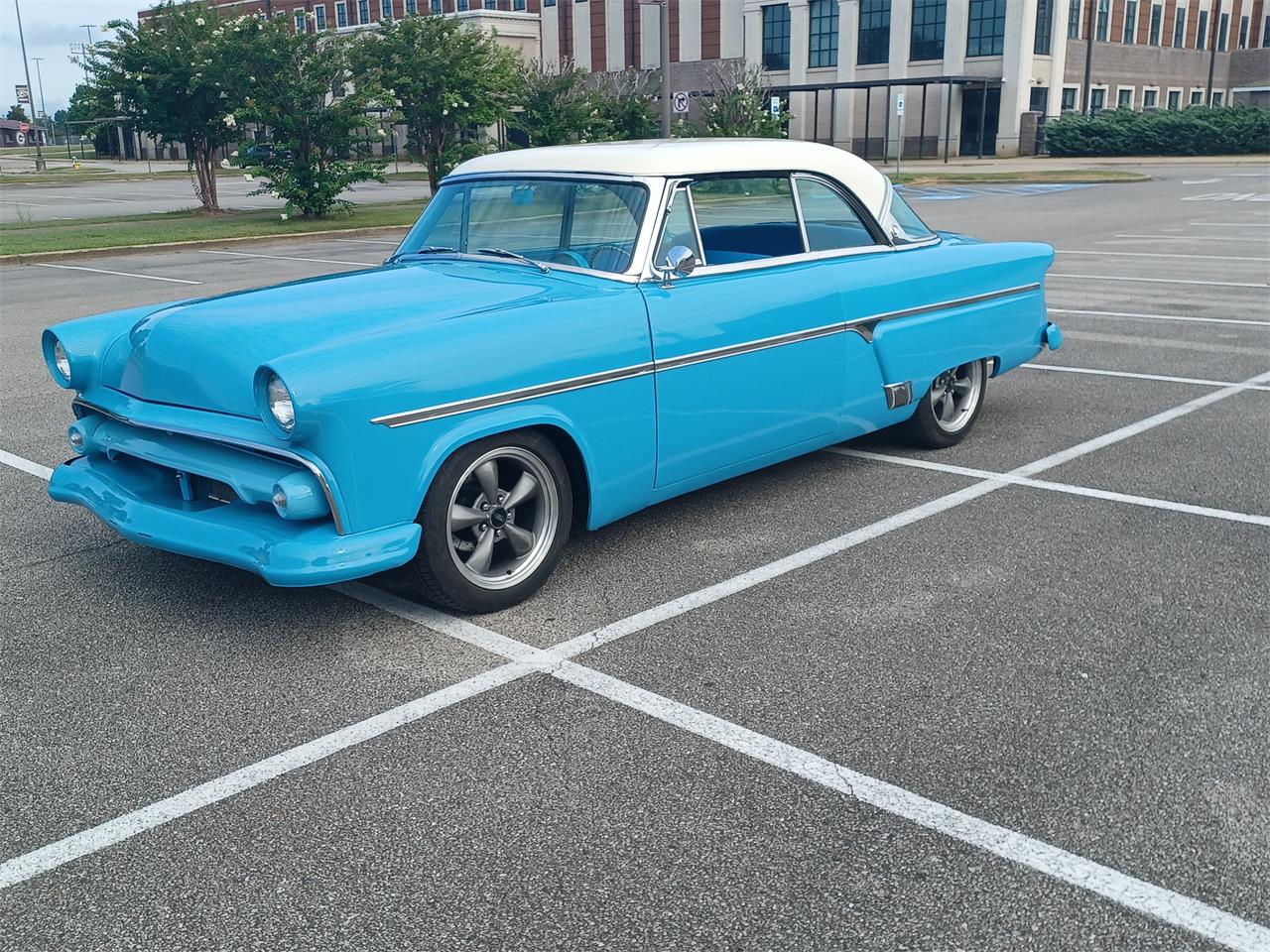 Ford-Victoria-1954-Lagoon-blue-Blue-and-white-6