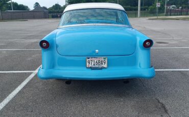 Ford-Victoria-1954-Lagoon-blue-Blue-and-white-7