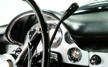 Ford-Victoria-1956-Raven-Black-Black-13