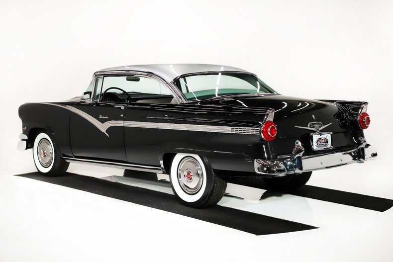 Ford-Victoria-1956-Raven-Black-Black-15
