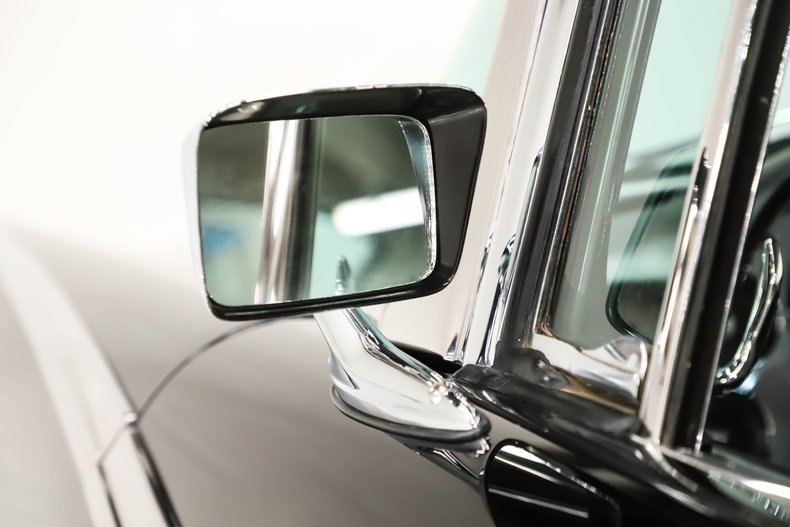 Ford-Victoria-1956-Raven-Black-Black-18