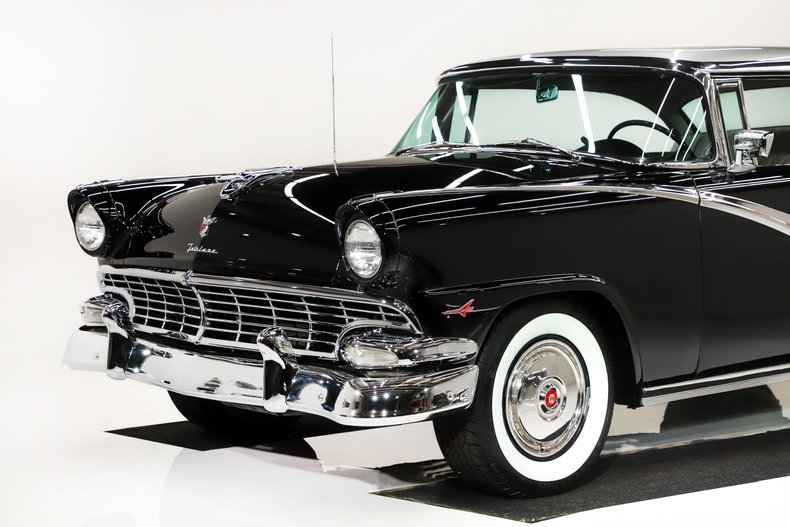 Ford-Victoria-1956-Raven-Black-Black-25