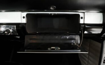 Ford-Victoria-1956-Raven-Black-Black-3