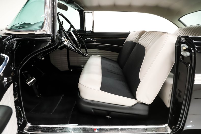 Ford-Victoria-1956-Raven-Black-Black-34