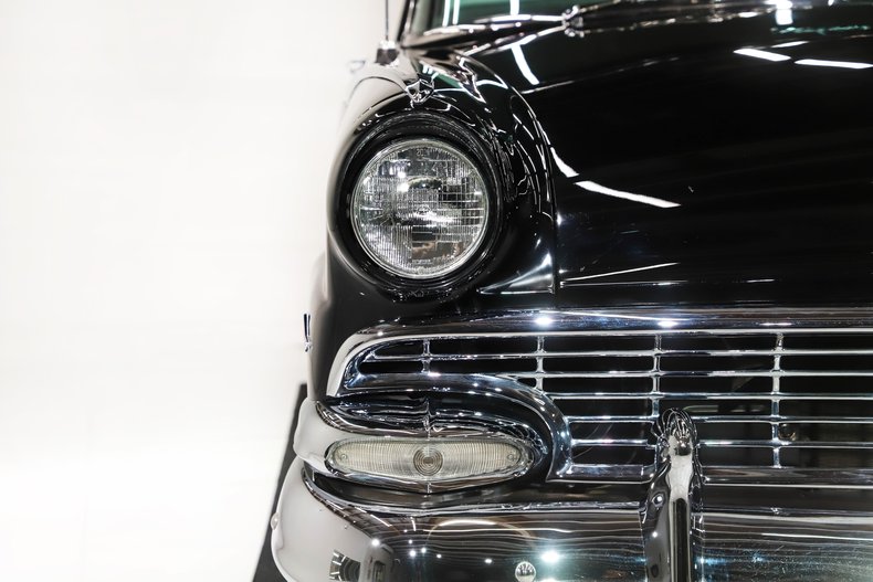 Ford-Victoria-1956-Raven-Black-Black-37