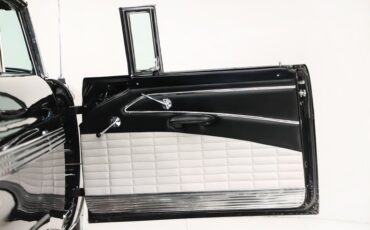 Ford-Victoria-1956-Raven-Black-Black-38
