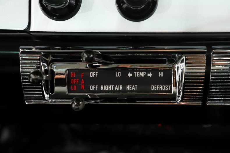 Ford-Victoria-1956-Raven-Black-Black-47