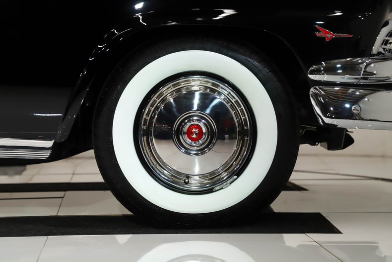 Ford-Victoria-1956-Raven-Black-Black-9