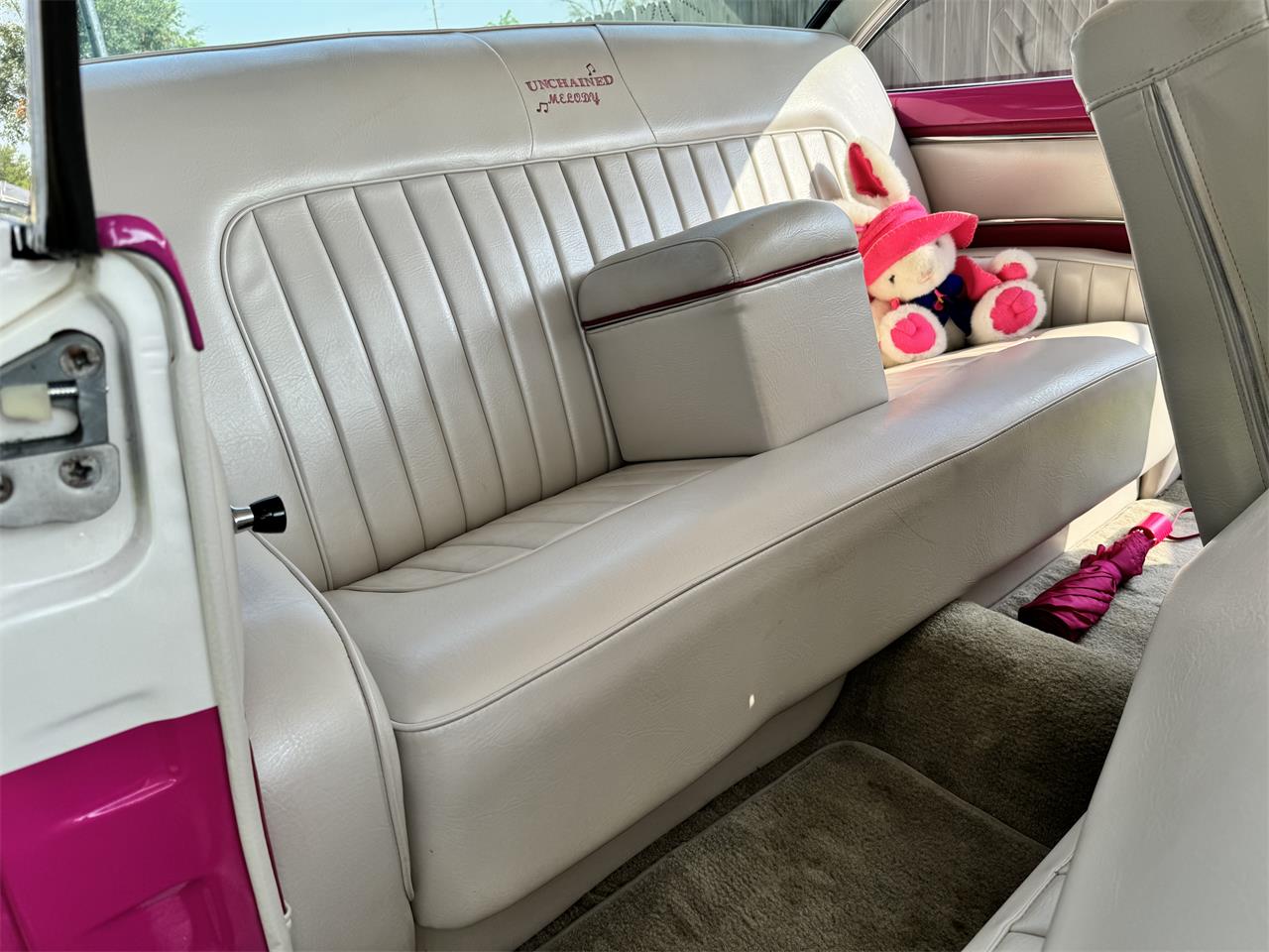 Ford-Victoria-1956-pinkwhite-pinkwhite-10