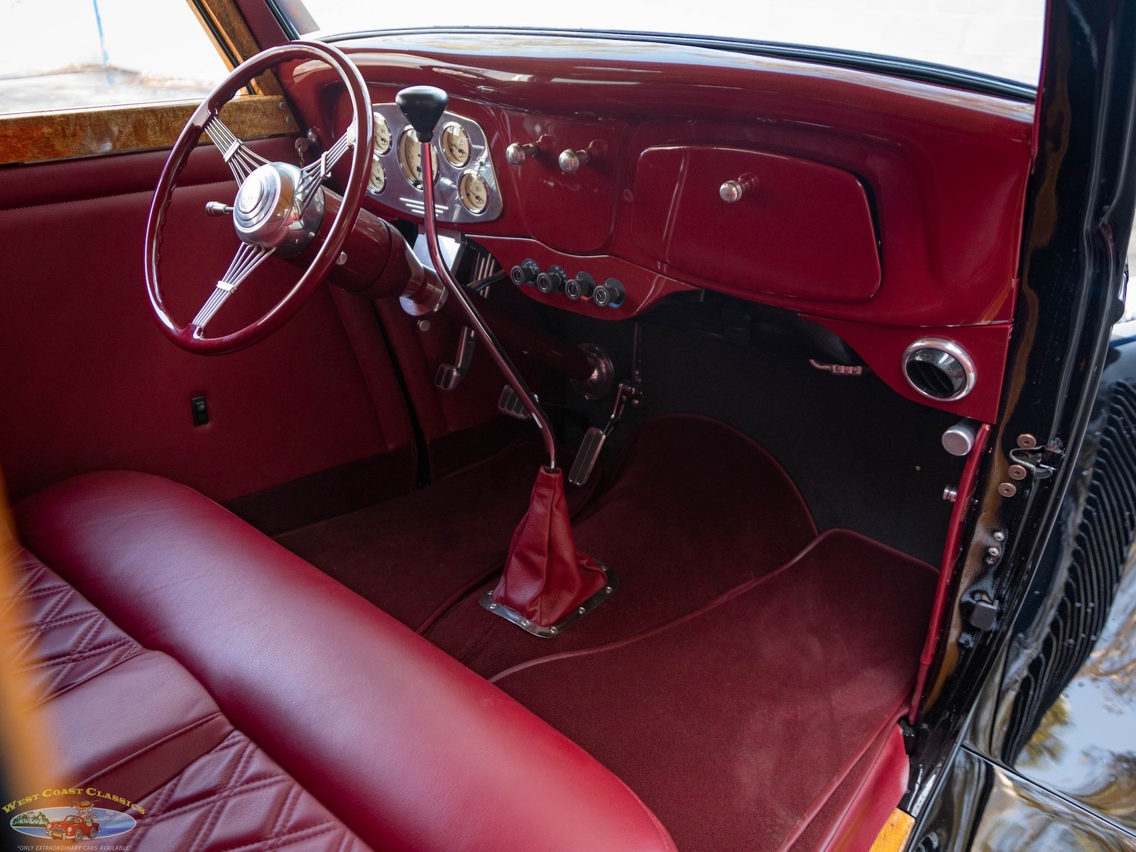 Ford-WOODY-HAWAIIAN-WAGON-SPCN-TITLED-1934-2-Door-Wagon-39