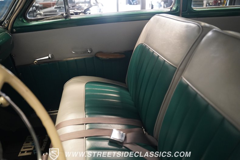 Ford-Woody-1950-Metallic-Green-Green-15