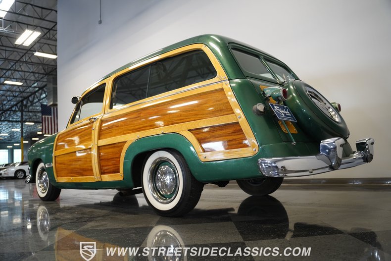 Ford-Woody-1950-Metallic-Green-Green-22