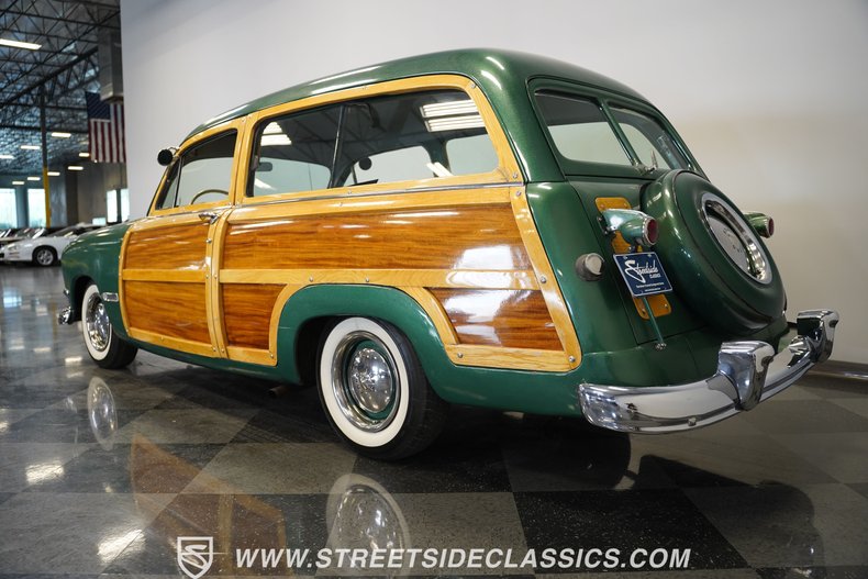 Ford-Woody-1950-Metallic-Green-Green-23