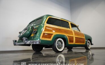 Ford-Woody-1950-Metallic-Green-Green-25