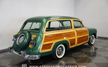 Ford-Woody-1950-Metallic-Green-Green-27