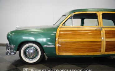 Ford-Woody-1950-Metallic-Green-Green-36