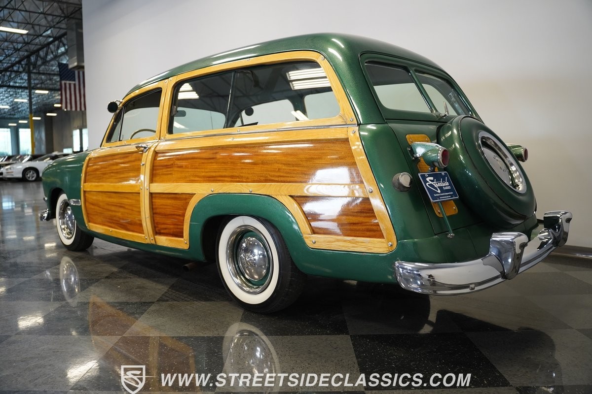 Ford-Woody-Wagon-1950-Station-Wagon-11